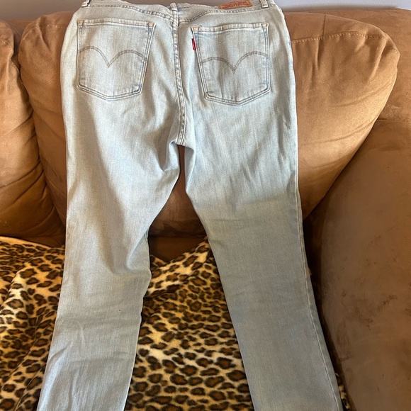 High rise skinny Levi’s - Picture 7 of 7